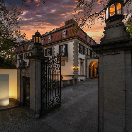 Schlosshotel Berlin Exterior foto The gate of the villa