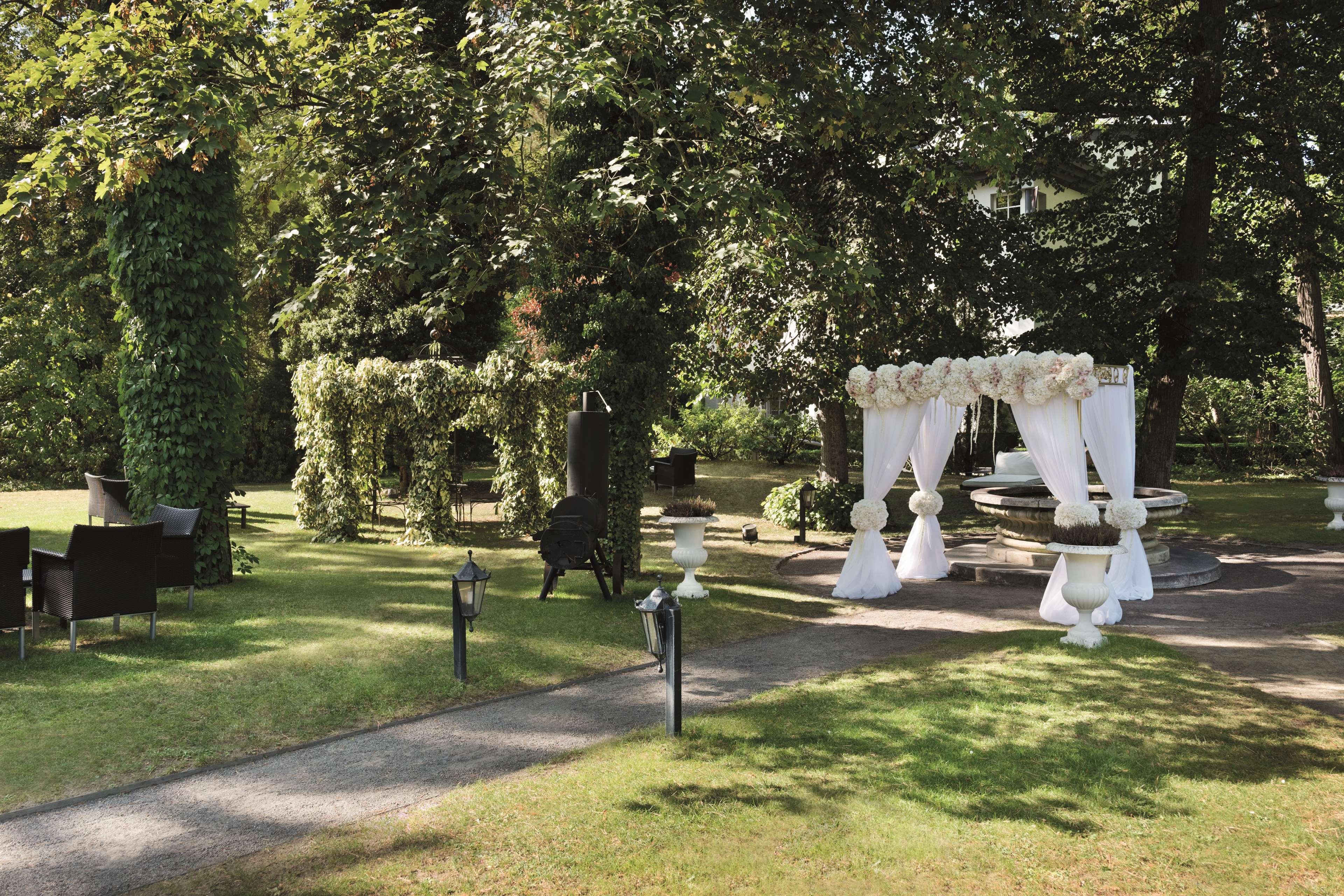 Schlosshotel Berlin Exterior foto The park