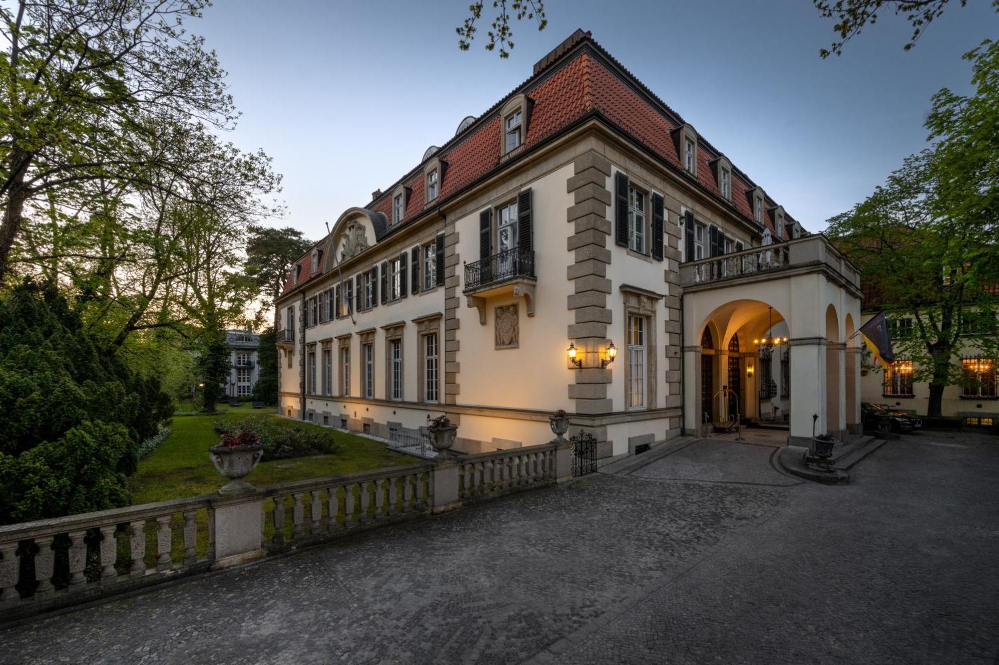 Schlosshotel Berlin Exterior foto Villa Weißhaus